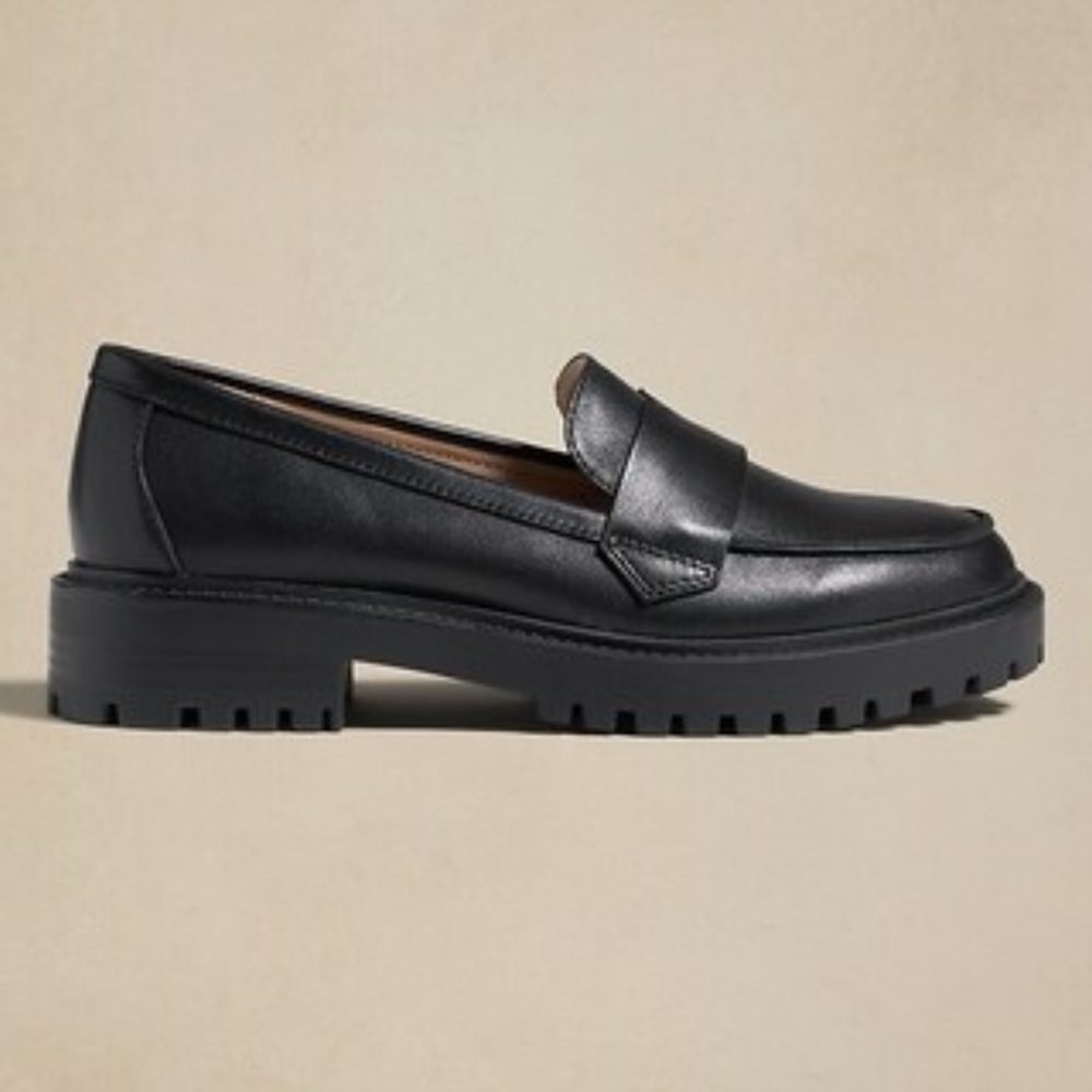 Banana Republic Black Leather Loafers for Women